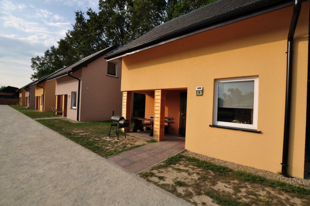 Osrodek Wypoczynkowy Oaza Vila Lazy Wielkie Exterior foto